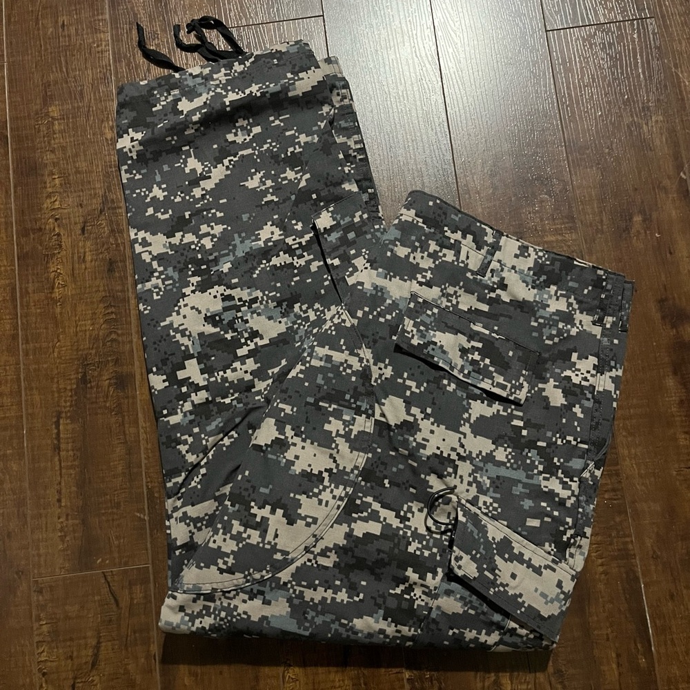 Propper Digital Camo Cargo Pants